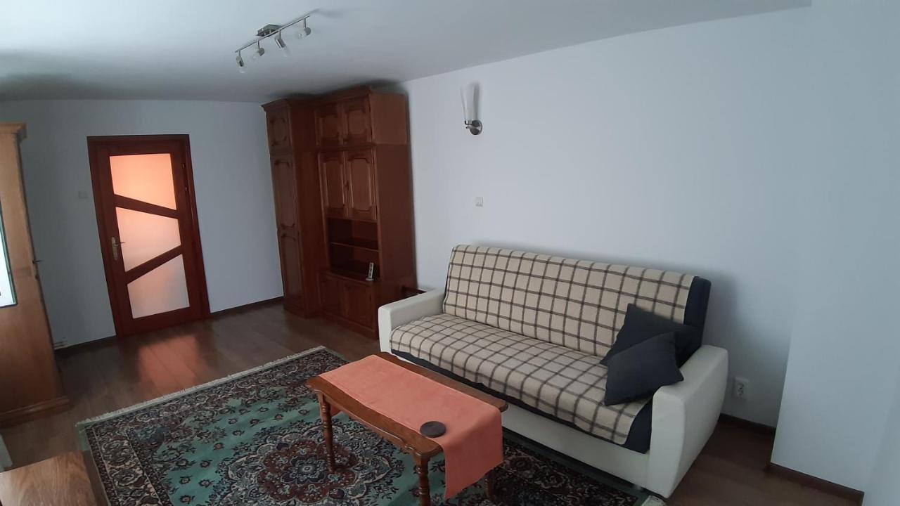 Casa Ultracentral Suceava Villa Exterior photo